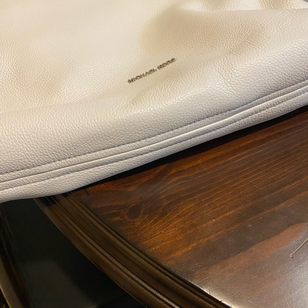 Michael Kors Leather Handbag…Off-White Color… - Picture 10 of 16